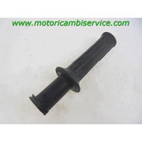HANDLEBAR GRIPS OEM N. AP8118539 SPARE PART USED SCOOTER APRILIA SCARABEO 150 (1999/2002) DISPLACEMENT CC. 150  YEAR OF CONSTRUCTION 2000
