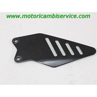 FOOTPEG PROTECTION OEM N. 550200478 SPARE PART USED MOTO KAWASAKI NINJA ZX-6R ( 2009 - 2016 )  DISPLACEMENT CC. 636  YEAR OF CONSTRUCTION 2010
