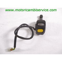 "HANDLEBAR SWITCHES / SWITCHES OEM N. 	AP8224281 SPARE PART USED SCOOTER APRILIA SCARABEO 100 4T (1999-2002) DISPLACEMENT CC. 100  YEAR OF CONSTRUCTION 2001"