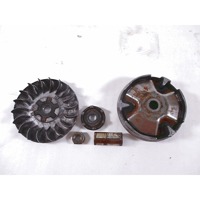 VARIATOR / FAN AND PARTS OEM N. AP8222335 AP8206116  SPARE PART USED SCOOTER APRILIA GULLIVER 50 (1995-2001) DISPLACEMENT CC. 50  YEAR OF CONSTRUCTION