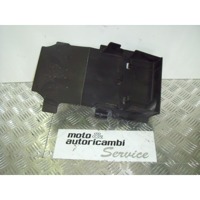 AIR DUCT OEM N. 19103-MCT-000 SPARE PART USED SCOOTER HONDA SILVER WING 600 (2001-2009) DISPLACEMENT CC. 600  YEAR OF CONSTRUCTION 2006