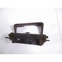 OPEN / CLOSING HINGE OEM N.  SPARE PART USED SCOOTER YATAGAN HUPPER 250 ( 2009 - 2015 ) DISPLACEMENT CC. 250  YEAR OF CONSTRUCTION 2012