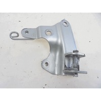 FOOTREST / FAIRING BRACKET OEM N. 5VU274400100 SPARE PART USED SCOOTER YAMAHA T-MAX XP 500 ( 2004 - 2007 )  DISPLACEMENT CC. 500  YEAR OF CONSTRUCTION 2004