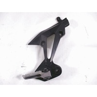 FRONT FOOTREST OEM N. 35063048818R SPARE PART USED MOTO KAWASAKI Z 750 (2007 - 2015)  DISPLACEMENT CC. 750  YEAR OF CONSTRUCTION 2010