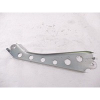 FOOTREST / FAIRING BRACKET OEM N. 5RU221451000 SPARE PART USED SCOOTER YAMAHA MAJESTY (2009 - 2014) YP400 / YP400A DISPLACEMENT CC. 400  YEAR OF CONSTRUCTION 2014