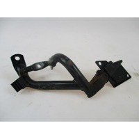 FOOTREST / FAIRING BRACKET OEM N.  SPARE PART USED SCOOTER KYMCO PEOPLE S 50 2T - 4T (2005-2006) DISPLACEMENT CC. 50  YEAR OF CONSTRUCTION 2005