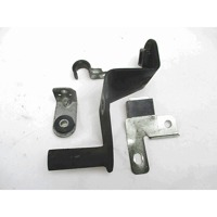 FAIRING BRACKET OEM N.  SPARE PART USED SCOOTER SUZUKI BURGMAN AN 650 A EXECUTIVE (2006 - 2012) DISPLACEMENT CC. 650  YEAR OF CONSTRUCTION 2008