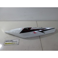 SIDE FAIRING / ATTACHMENT OEM N.  SPARE PART USED MOTO KAWASAKI ER-6 (2005 - 2008) DISPLACEMENT CC. 650  YEAR OF CONSTRUCTION 2007