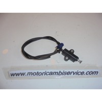 KICKSTAND SWITCH OEM N. 5PX825667200  SPARE PART USED MOTO YAMAHA YZF R6 RJ03 (2003-2004) DISPLACEMENT CC. 600  YEAR OF CONSTRUCTION 2003