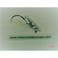 BLINKERS / TURN LIGHTS OEM N.  SPARE PART USED SCOOTER APRILIA SR MOTARD 125 4T  DISPLACEMENT CC. 125  YEAR OF CONSTRUCTION 2015