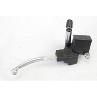 FRONT BRAKE MASTER CYLINDER OEM N. 5960014F41000 SPARE PART USED SCOOTER SUZUKI BURGMAN AN 400 (2008-2013)  DISPLACEMENT CC. 400  YEAR OF CONSTRUCTION 2010
