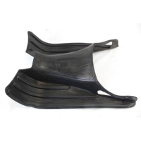 FOOT MATS OEM N.  SPARE PART USED SCOOTER PIAGGIO VESPA GTS 250 (2005 - 2012) DISPLACEMENT CC. 250  YEAR OF CONSTRUCTION 2007