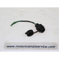 AUXILIARY SOCKET OEM N.  SPARE PART USED SCOOTER SANYANG SYM JOY-MAX 250 (2005 - 2006) DISPLACEMENT CC. 250  YEAR OF CONSTRUCTION 2007