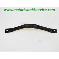 FAIRING BRACKET OEM N. 577901 SPARE PART USED SCOOTER PIAGGIO BEVERLY 250 I.E. (2004 - 2006) DISPLACEMENT CC. 250  YEAR OF CONSTRUCTION 2007