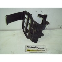 "CDI / COIL BRACKET OEM N. 	61357713857 SPARE PART USED MOTO BMW K25 R 1200 GS (2004 - 2008) DISPLACEMENT CC. 1200  YEAR OF CONSTRUCTION 2007"