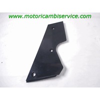 SIDE FAIRING / ATTACHMENT OEM N.  SPARE PART USED MOTO SUZUKI GSX R 600 (1997-2000) DISPLACEMENT CC. 600  YEAR OF CONSTRUCTION 1999