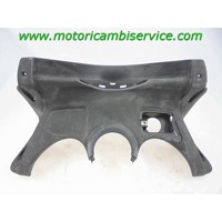 FRONT FAIRING / LEGS SHIELD  OEM N. KY320052  SPARE PART USED SCOOTER KYMCO GRAN DINK 125 ( 2001 - 2006 ) DISPLACEMENT CC. 125  YEAR OF CONSTRUCTION