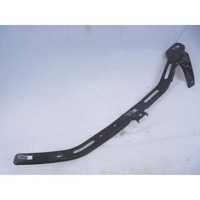 FOOTREST / FAIRING BRACKET OEM N. CM0102034  SPARE PART USED SCOOTER PIAGGIO X9 500 EVOLUTION ( 2003 - 2006 ) DISPLACEMENT CC. 500  YEAR OF CONSTRUCTION 2003