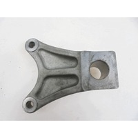 CALIPER BRACKET OEM N. 6972131F00 SPARE PART USED MOTO SUZUKI GSF 600 BANDIT (2000 - 2005) DISPLACEMENT CC. 600  YEAR OF CONSTRUCTION 2003