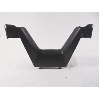 DASHBOARD COVER / HANDLEBAR OEM N. 5CG261430000  SPARE PART USED SCOOTER YAMAHA MAJESTY 250 (1999 - 2006) YP250  DISPLACEMENT CC. 250  YEAR OF CONSTRUCTION 2000