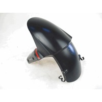 FRONT FENDER OEM N.  SPARE PART USED MOTO KAWASAKI ER-6 (2009 - 2011) DISPLACEMENT CC. 650  YEAR OF CONSTRUCTION 2009
