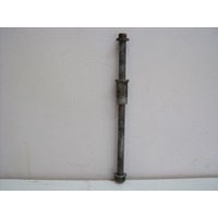 "PIVOTS OEM N. 	44301KGF900 SPARE PART USED SCOOTER HONDA SH 150 KF08 (2005 - 2006) DISPLACEMENT CC. 150  YEAR OF CONSTRUCTION 2008"