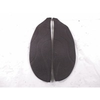 FOOT MATS OEM N. AP8158923 AP8158924 SPARE PART USED SCOOTER APRILIA SCARABEO 200 (1999 - 2002) DISPLACEMENT CC. 200  YEAR OF CONSTRUCTION 2002