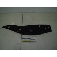 SIDE FAIRING OEM N. 975063000G SPARE PART USED SCOOTER GILERA NEXUS 500 M352M (2009/2012) DISPLACEMENT CC. 500  YEAR OF CONSTRUCTION 2008