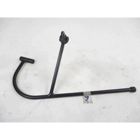 DASHBOARD / WINDSHIELD BRACKET OEM N.  SPARE PART USED SCOOTER SYM SYMPOHONY 50 / 125 / 200 ST ( 2015 - 2017 ) DISPLACEMENT CC. 125  YEAR OF CONSTRUCTION 2017