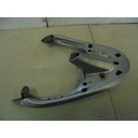 PILLION HANDLE OEM N.  SPARE PART USED SCOOTER PIAGGIO BEVERLY 125-200 (2001-2009) DISPLACEMENT CC. 200  YEAR OF CONSTRUCTION 2002