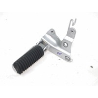 FOOTPEG OEM N. 5VU274400100 SPARE PART USED SCOOTER YAMAHA T-MAX XP 500 ( 2004 - 2007 )  DISPLACEMENT CC. 500  YEAR OF CONSTRUCTION 2004
