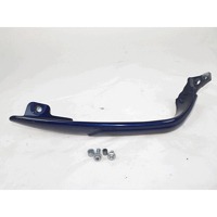 "PILLION HANDLE OEM N. 4623014FB0Y7H 	 SPARE PART USED SCOOTER SUZUKI BURGMAN AN 250 (2001 - 2003) DISPLACEMENT CC. 250  YEAR OF CONSTRUCTION 2003"