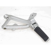 FRONT FOOTREST OEM N. 0029337 0029723 SPARE PART USED MOTO DUCATI ST2 - ST4 - ST4 S ( 1997 - 2003 ) DISPLACEMENT CC. 996  YEAR OF CONSTRUCTION 2002