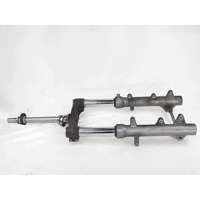 FRONT AXLE KIT OEM N. 5141005H00 5110405H00 5110305H00 SPARE PART USED SCOOTER SUZUKI BURGMAN AN 400 (2006 - 07)  DISPLACEMENT CC. 400  YEAR OF CONSTRUCTION 2007