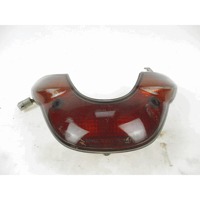 "TAIL LIGHT OEM N. 	AP8139821 SPARE PART USED SCOOTER APRILIA LEONARDO 150 ( 1997 - 2002 ) DISPLACEMENT CC. 150  YEAR OF CONSTRUCTION 2000"