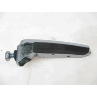 FOOTPEG OEM N. 65413200EU SPARE PART USED SCOOTER APRILIA SR MAX 300 ( 2011 - 2016 ) DISPLACEMENT CC. 300  YEAR OF CONSTRUCTION 2013