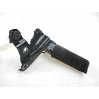 FOOTPEG OEM N. 5VU274300100 SPARE PART USED SCOOTER YAMAHA T-MAX XP 500 ( 2004 - 2007 )  DISPLACEMENT CC. 500  YEAR OF CONSTRUCTION 2005