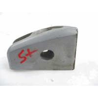 FOOTPEGS OEM N.  SPARE PART USED SCOOTER PEUGEOT SPEEDFIGHT 2 X-RACE 50 DISPLACEMENT CC. 50  YEAR OF CONSTRUCTION