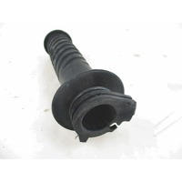 HANDLEBAR GRIPS OEM N.  SPARE PART USED SCOOTER PEUGEOT X-FIGHT 50 WRC DISPLACEMENT CC. 50  YEAR OF CONSTRUCTION 2002
