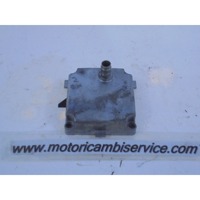 RIGHT ENGINE / GEARBOX CARTER OEM N. 5SL154130000 SPARE PART USED MOTO YAMAHA YZF R6 RJ03 (2003-2004) DISPLACEMENT CC. 600  YEAR OF CONSTRUCTION 2003