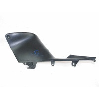 SIDE FAIRING OEM N. 5GJ282190000  SPARE PART USED SCOOTER YAMAHA T-MAX XP 500 ( 2004 - 2007 )  DISPLACEMENT CC. 500  YEAR OF CONSTRUCTION 2007