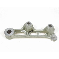 CALIPER BRACKET OEM N.  SPARE PART USED MOTO YAMAHA FZX 750 (1987 - 1998) DISPLACEMENT CC. 750  YEAR OF CONSTRUCTION 1995