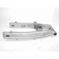 SWING ARM OEM N. 6121119F00 SPARE PART USED MOTO SUZUKI SV 650 / SV 650 S (1999 - 2002) DISPLACEMENT CC. 650  YEAR OF CONSTRUCTION 2002