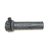 HANDLEBAR GRIPS OEM N. CM084202 SPARE PART USED SCOOTER PIAGGIO MP3 IE SPORT LT ABS (2014 - 2016) DISPLACEMENT CC. 300  YEAR OF CONSTRUCTION 2014