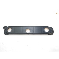DASHBOARD / WINDSHIELD BRACKET OEM N. 2B000804 SPARE PART USED SCOOTER PIAGGIO MP3 IE SPORT LT ABS (2014 - 2016) DISPLACEMENT CC. 300  YEAR OF CONSTRUCTION 2014