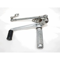 FRONT FOOTREST OEM N.  SPARE PART USED MOTO HONDA CB 750 F RC04 (1980 - 1984) DISPLACEMENT CC. 750  YEAR OF CONSTRUCTION 1981