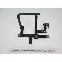 ABS MODULATOR BRACKET / COVER OEM N. 34517696497  SPARE PART USED MOTO BMW K43 K 1200 R / SPORT / K 1300 R ( 2004 - 2016 ) DISPLACEMENT CC. 1200  YEAR OF CONSTRUCTION 2007