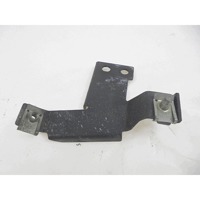 FAIRING / CHASSIS / FENDERS BRACKET OEM N. 5D7F82840000 SPARE PART USED MOTO YAMAHA YZF-R125 (2008-2013) DISPLACEMENT CC. 125  YEAR OF CONSTRUCTION 2008