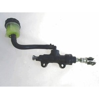 REAR BRAKE MASTER CYLINDER OEM N. T2021350 SPARE PART USED MOTO TRIUMPH 675 STREET TRIPLE ( 2007 - 2012 ) DISPLACEMENT CC. 675  YEAR OF CONSTRUCTION 2009