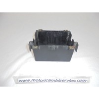 BATTERY HOLDER OEM N. 5032A-LEA5-E00 5032A-LEA7-E00 SPARE PART USED SCOOTER KYMCO DOWNTOWN  (2009-2017) 125 I / 200 I / 300 I DISPLACEMENT CC. 300  YEAR OF CONSTRUCTION 2011